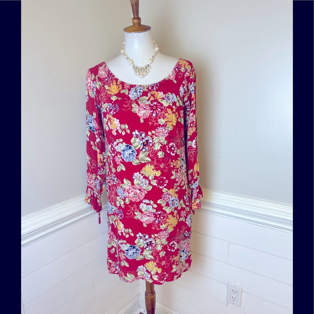 Almost Famous Vintage Look Floral Dress M FREE SHIP